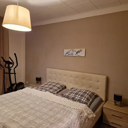 Em Ahrweiler Huesje *