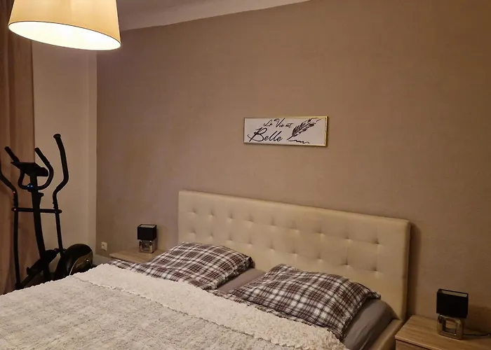 Em Ahrweiler Huesje *